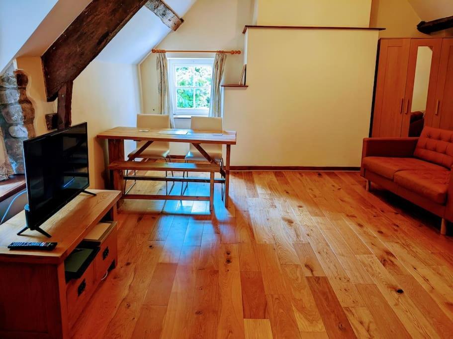 The Old Granary Farm Cottage アバーガベニー エクステリア 写真