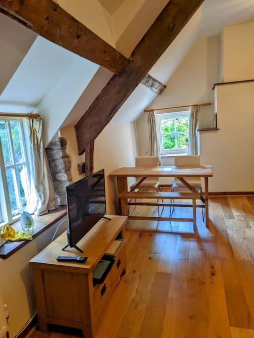 The Old Granary Farm Cottage アバーガベニー エクステリア 写真